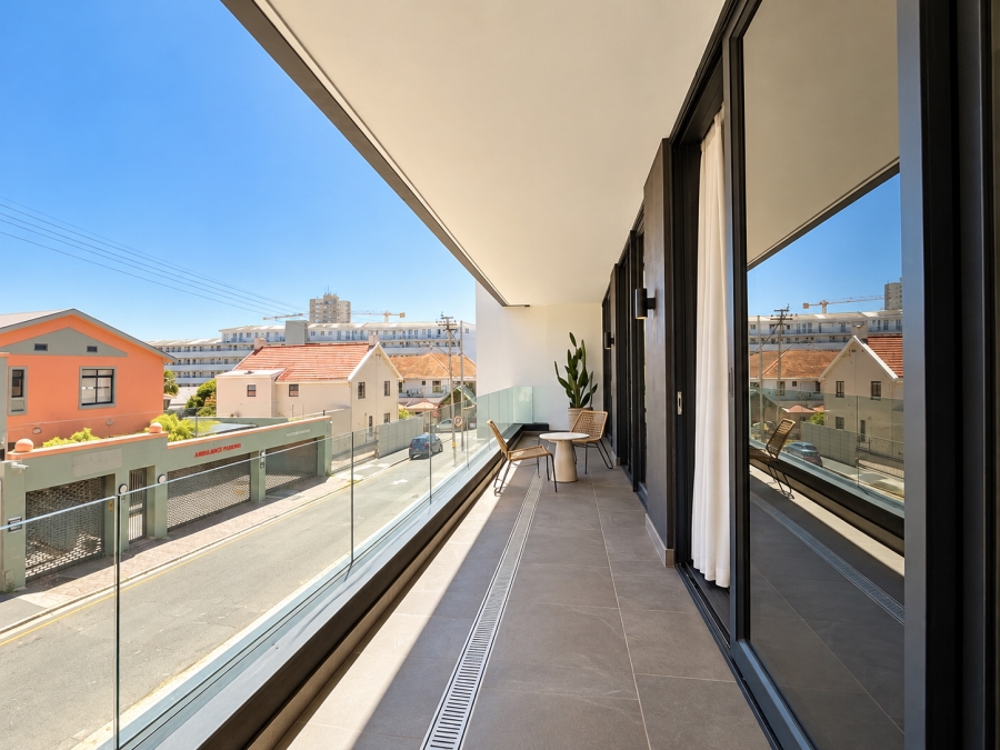 2 Bedroom Property for Sale in Sea Point Western Cape